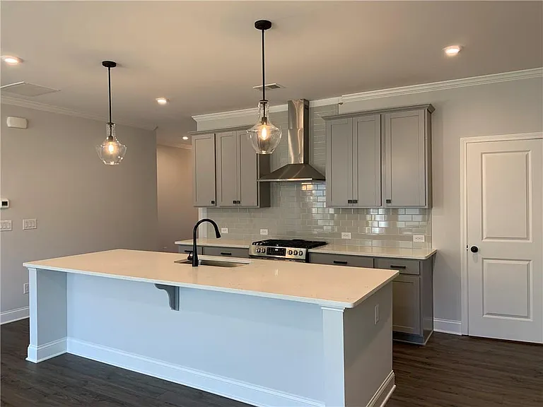 6025 Stella Dr — Photo 6