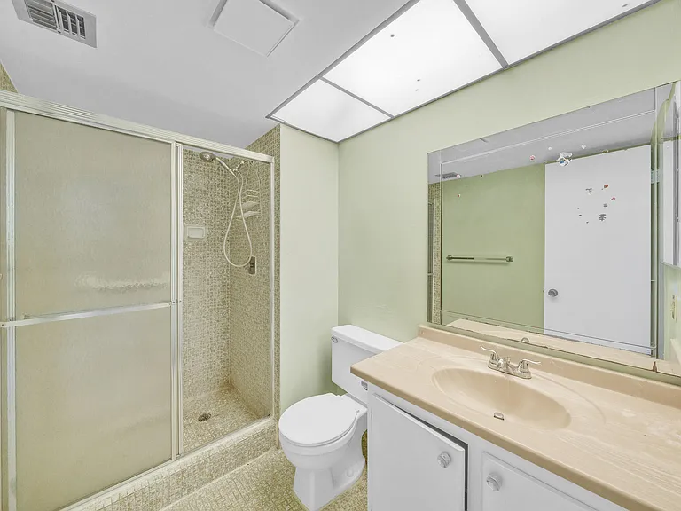 3070 NW 48th Ter #405 — Photo 16
