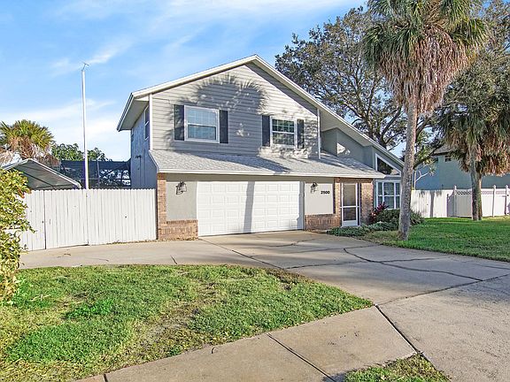 3rd image of 2500 Palm Lake Dr