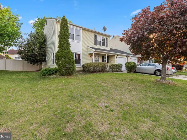 212 Lafayette Dr, Logan Township, NJ 08085