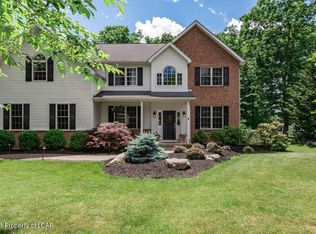 68 Fieldstone Way, Mountain Top, PA
