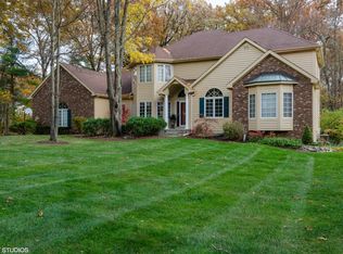5722 Autumn Woods Trl, Fort Wayne, IN 46835