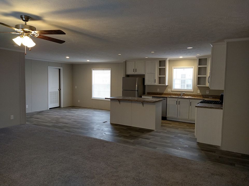 2nd image of 291 Van Buren Cir #291
