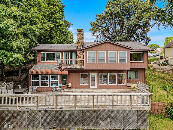 4th image of 16451 E Lake Shore Dr N