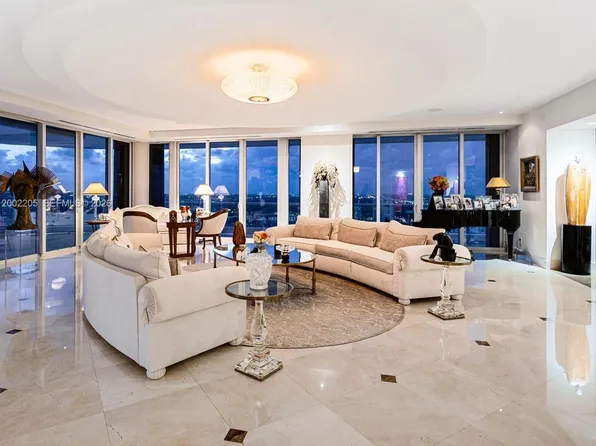 7000 Island Blvd #Penthouse 02, Aventura, FL 33160