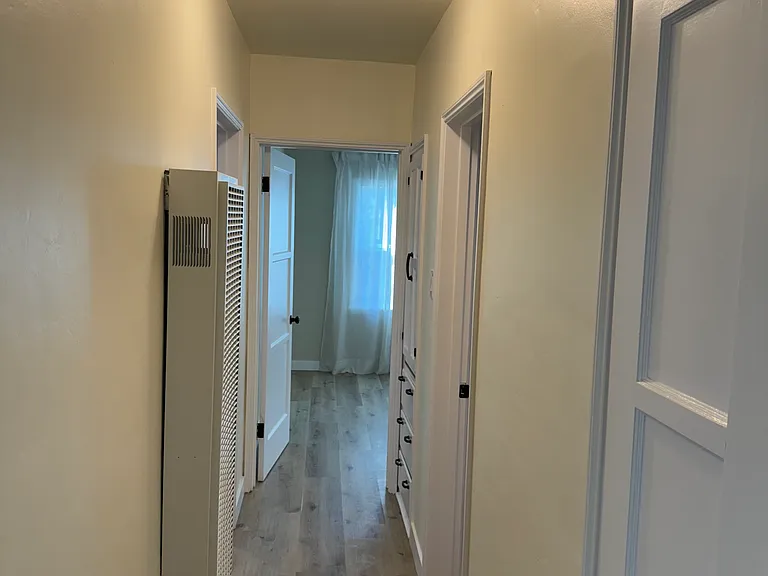 10606 Bryson Ave — Photo 9