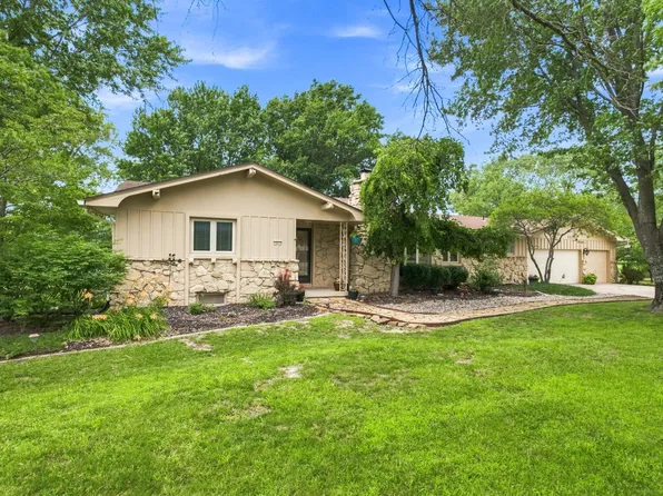 1511 S Phyllis Ln, Andover, KS 67002