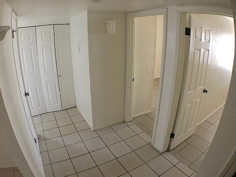 2418 Pittsburg Ave — Photo 14