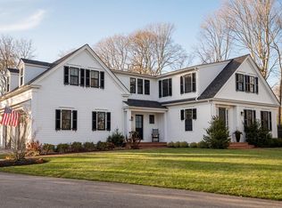 73 School St, Hingham, MA 02043