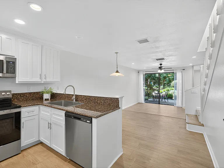 179 Pineview — Photo 9