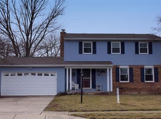 2002 El Camino Dr, Xenia, OH 45385