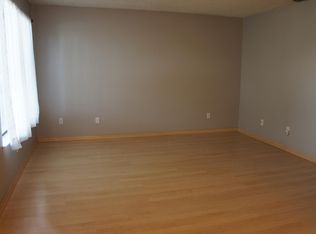 831 N Hickory Ave, Tracy, CA 95376