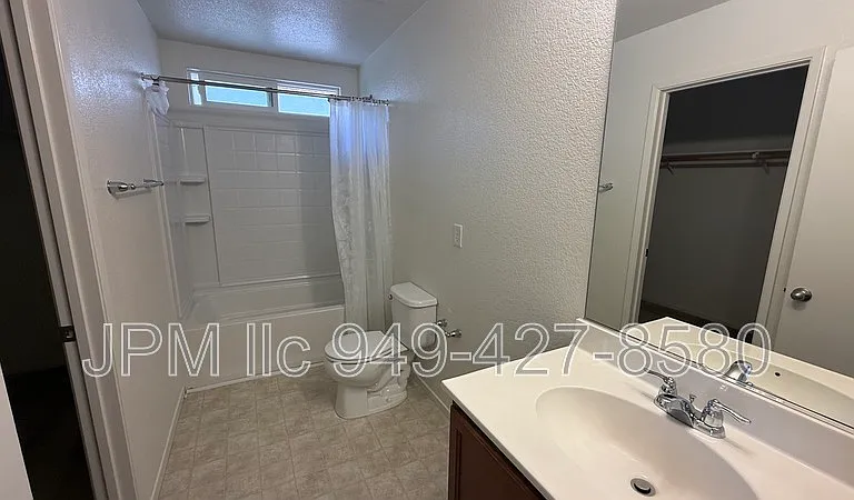 330 Bulluno Dr — Photo 11