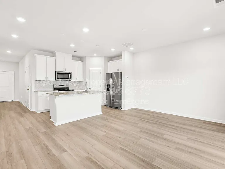 4110 County Down Ave — Photo 5