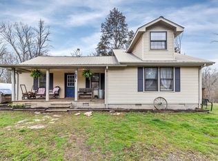 6371 Hassell Creek Rd, Lyles, TN 37098