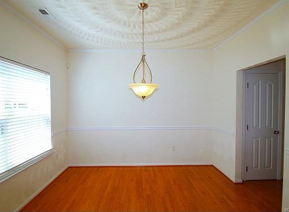 Formal dining
