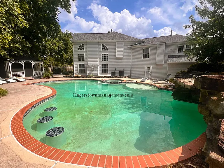 11507 Rolling Green Ct — Photo 8