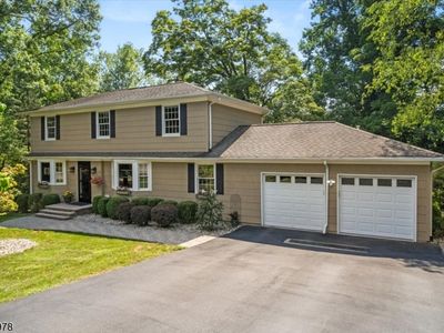 15 Woodland Terrace, High Bridge, NJ, 08829