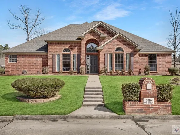 6016 Oak Hollow Pl, Texarkana, AR 71854