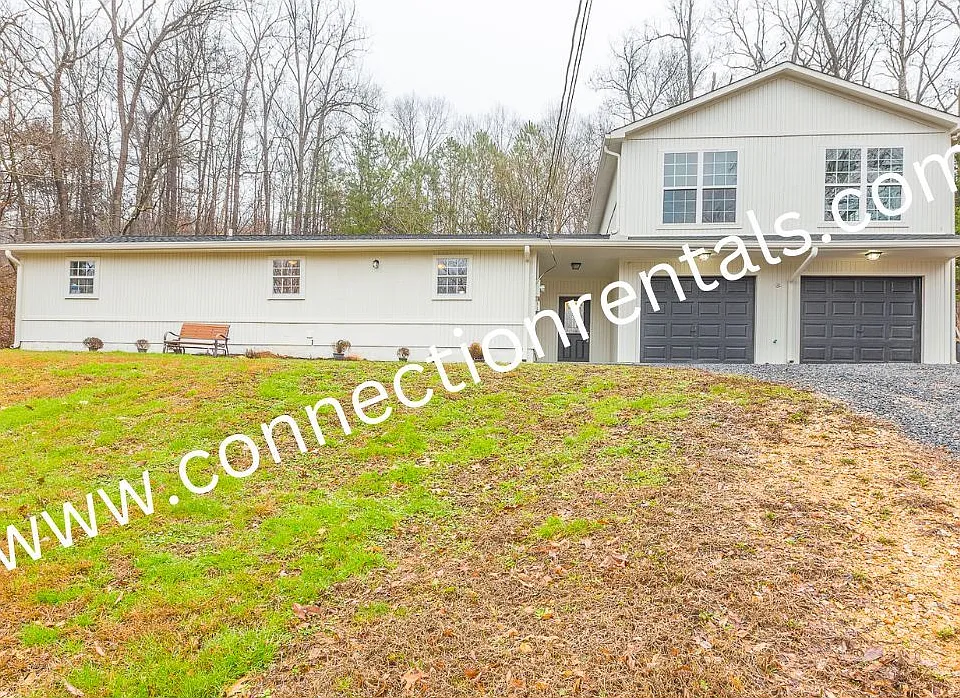 2705 Suncrest Dr