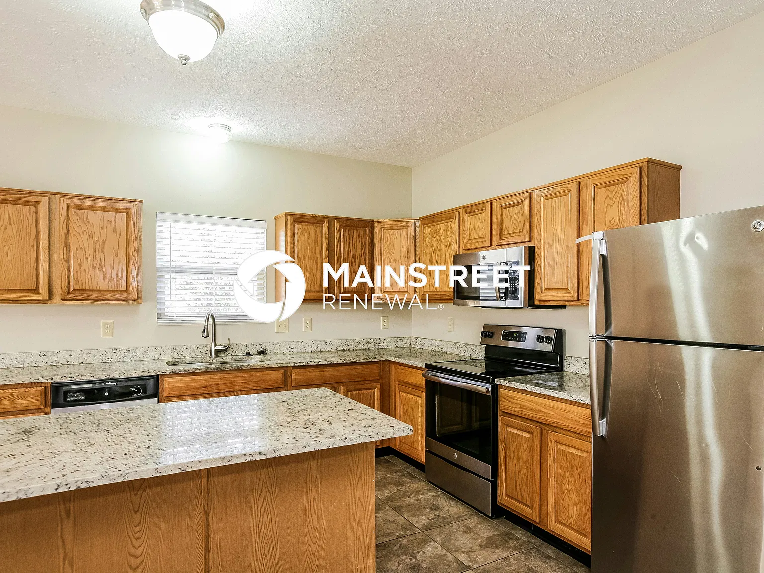 11705 Rossmore Dr — Photo 4