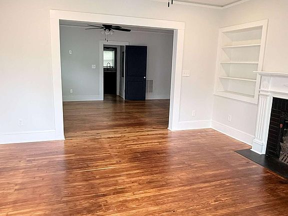 4th image of 2 E 10th St SW