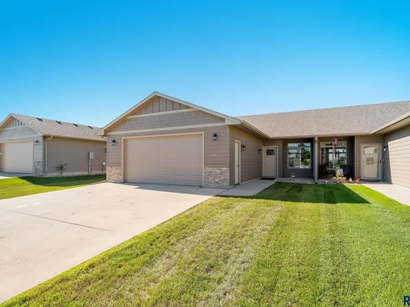 3403 E Bison Trl, Sioux Falls, SD 57108