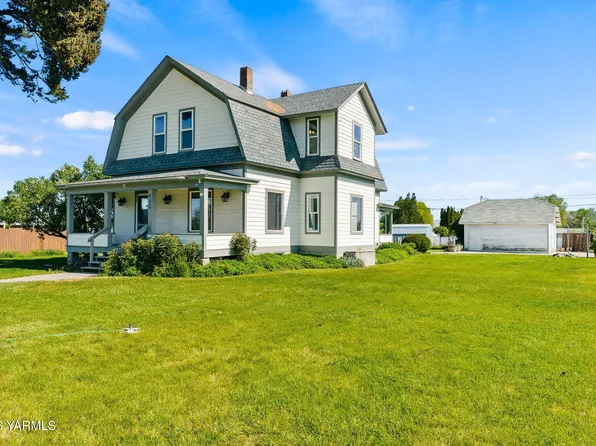 602 W Blvd N, Granger, WA 98932