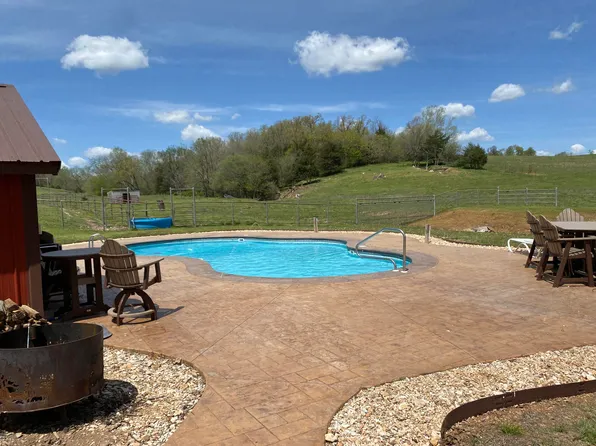 14358 14358 Lawrence 2037, Miller, MO 65707