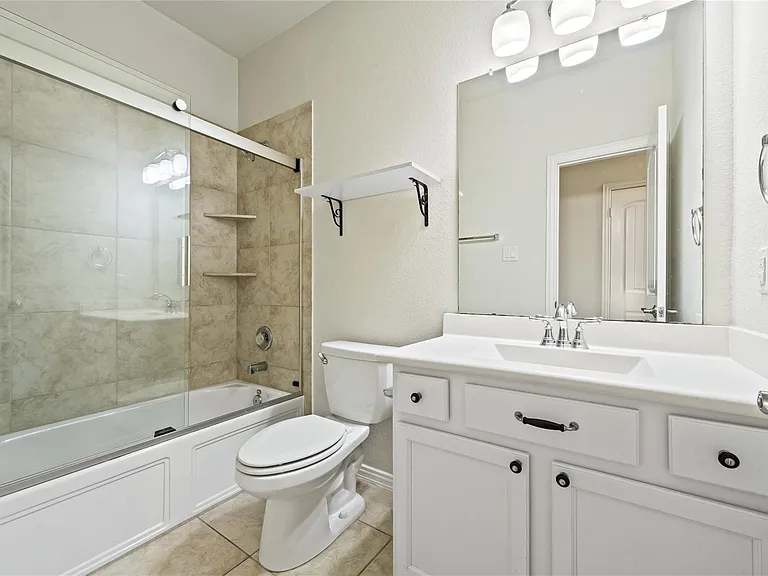 8934 English Manor Dr — Photo 22