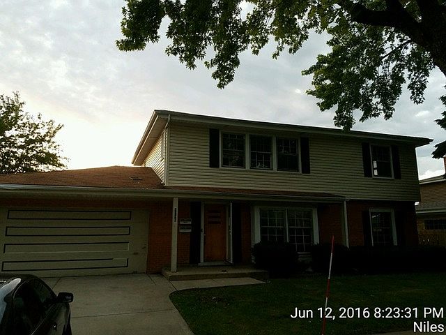1st image of 9240 N Courtland Dr