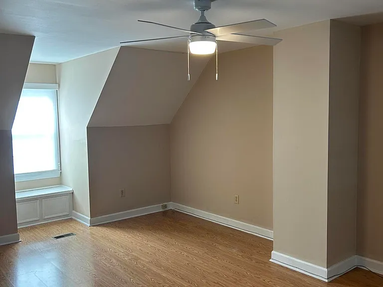 1136 Audubon Pl — Photo 13