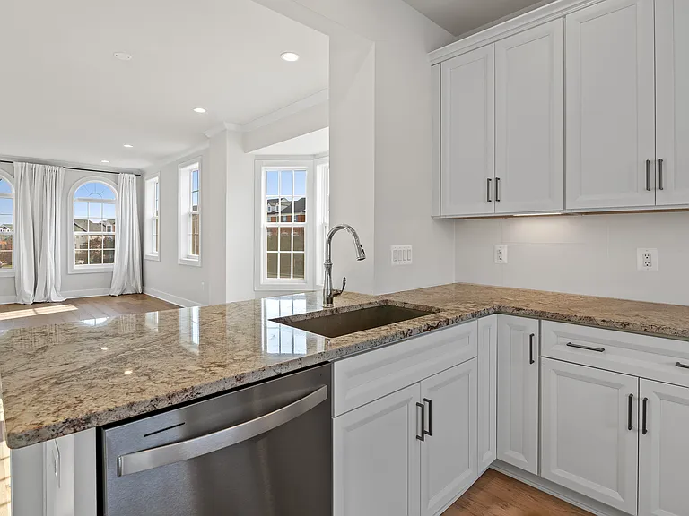 Kitchen (Main Level)
