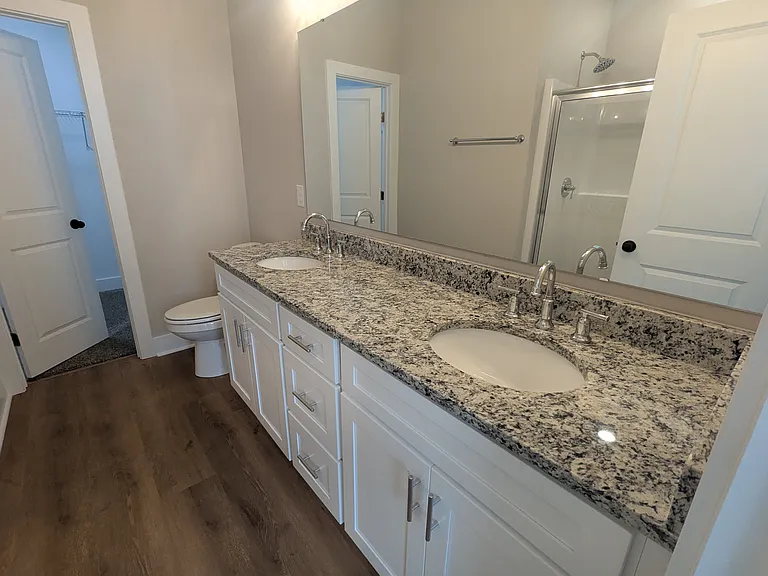 207B White Ave — Photo 12