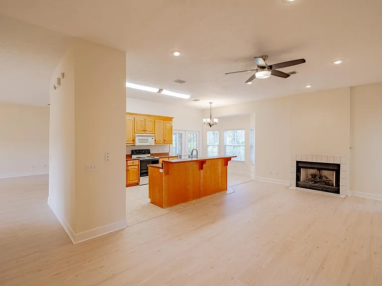 401 Wood Trl — Photo 19