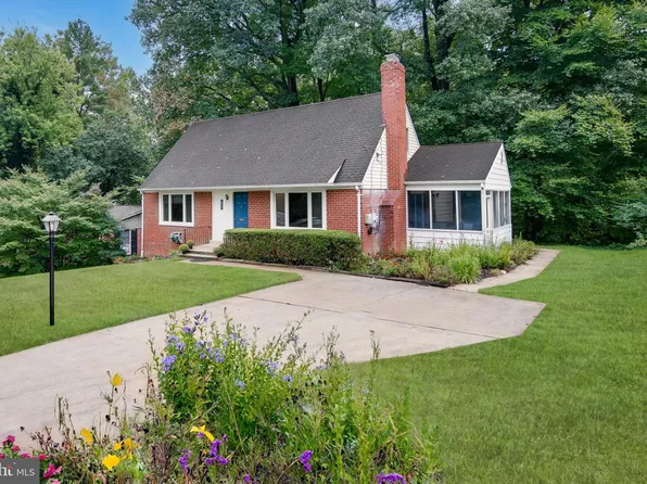 8517 Parliament Dr, Springfield, VA 22151