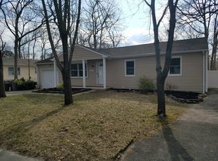 317 Chelsea St, Forked River, NJ