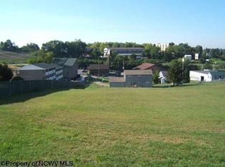 1101 Apple Ln, Morgantown, WV 26505