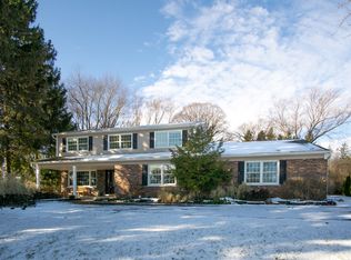 28922 W Bluff Ln, Barrington, IL 60010