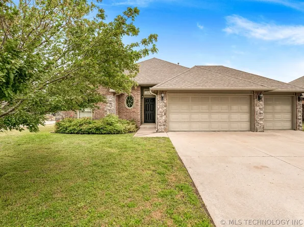 5804 N 33rd St, Broken Arrow, OK 74014