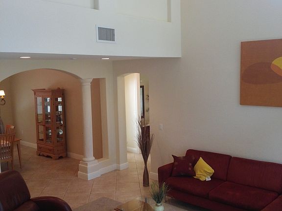 Living room, soaring ceiling