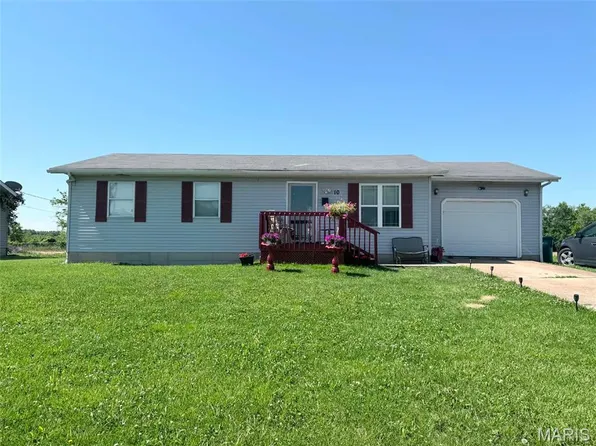 10 Ruby St, Cahokia, IL 62206