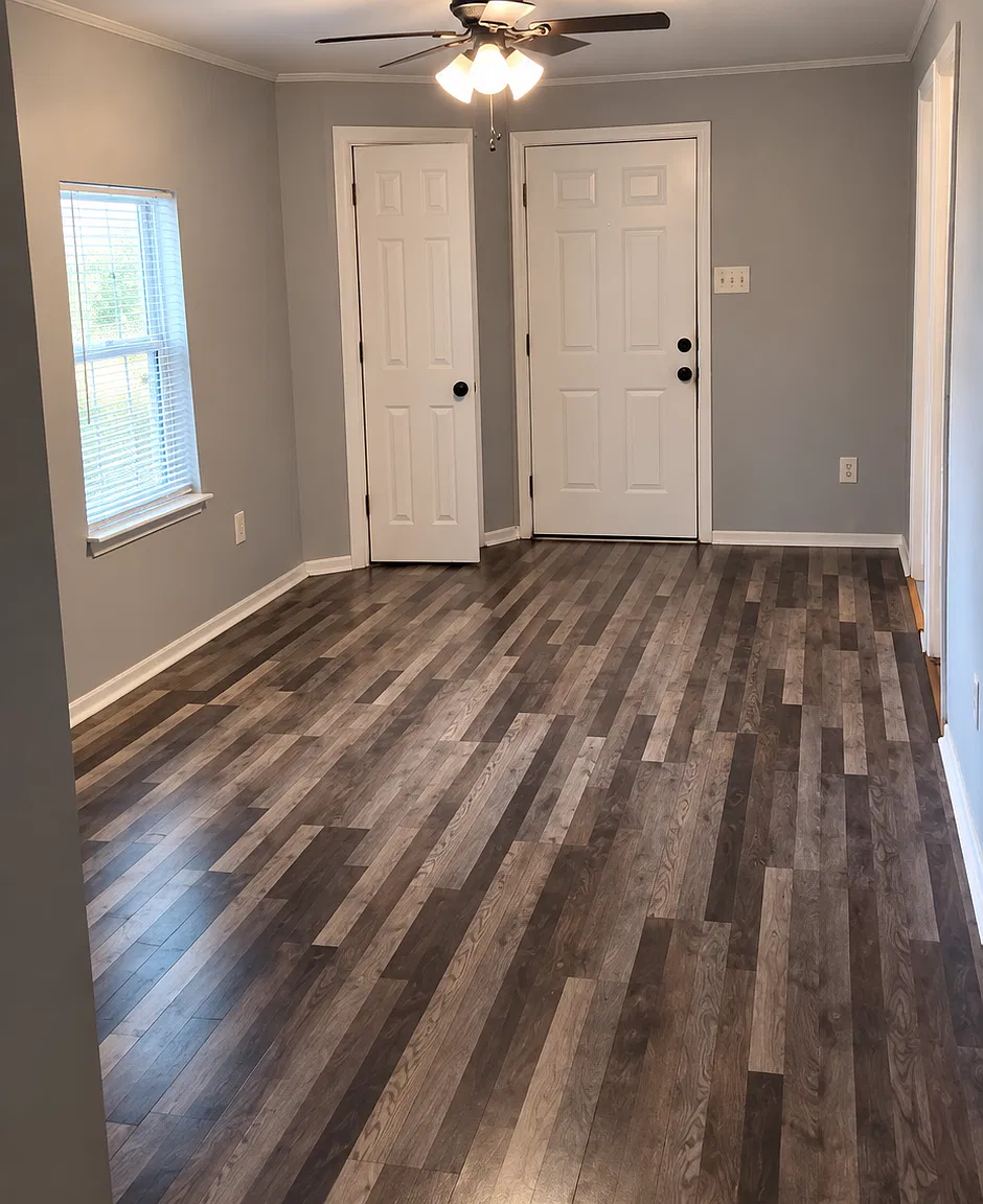 3 bed, 1.5 bath, $1,500 — Photo 2