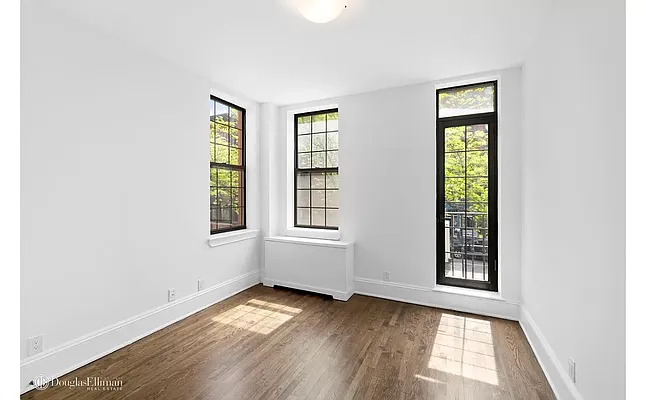 Rented by Douglas Elliman | media 23