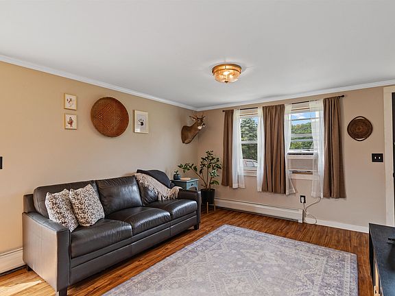 3rd image of 173 Ridge View Drive