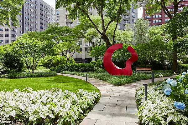 Rented by Brown Harris Stevens | media 24