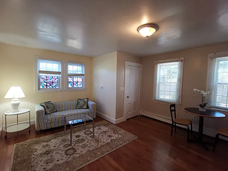 85 Edgell Rd — Photo 9