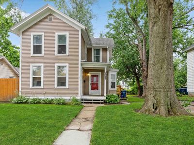2027 Pershing Ave, Davenport, IA, 52803