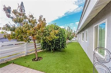 5th image of 25992 La Cuesta Ave