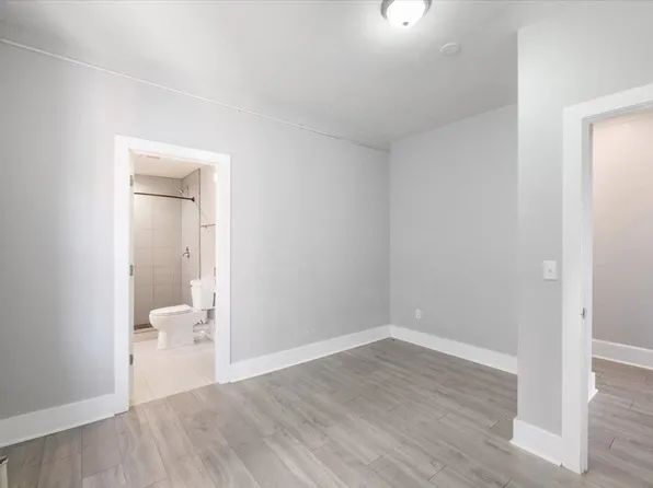 7435 Blvd East image 11 of 15